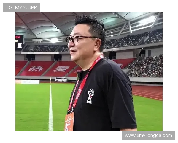 西甲直播中著名解说董路点评及比赛精彩瞬间