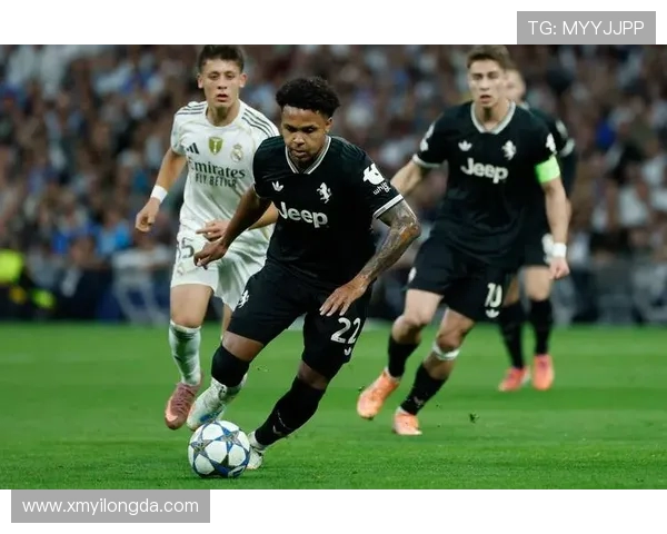 足球专家对欧冠比赛的专业分析与战术解读